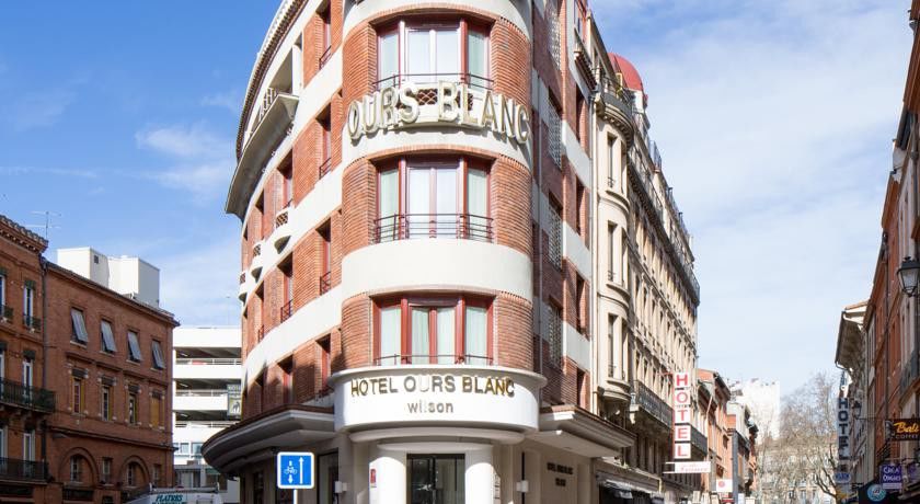 Ours Blanc - Wilson Hotel