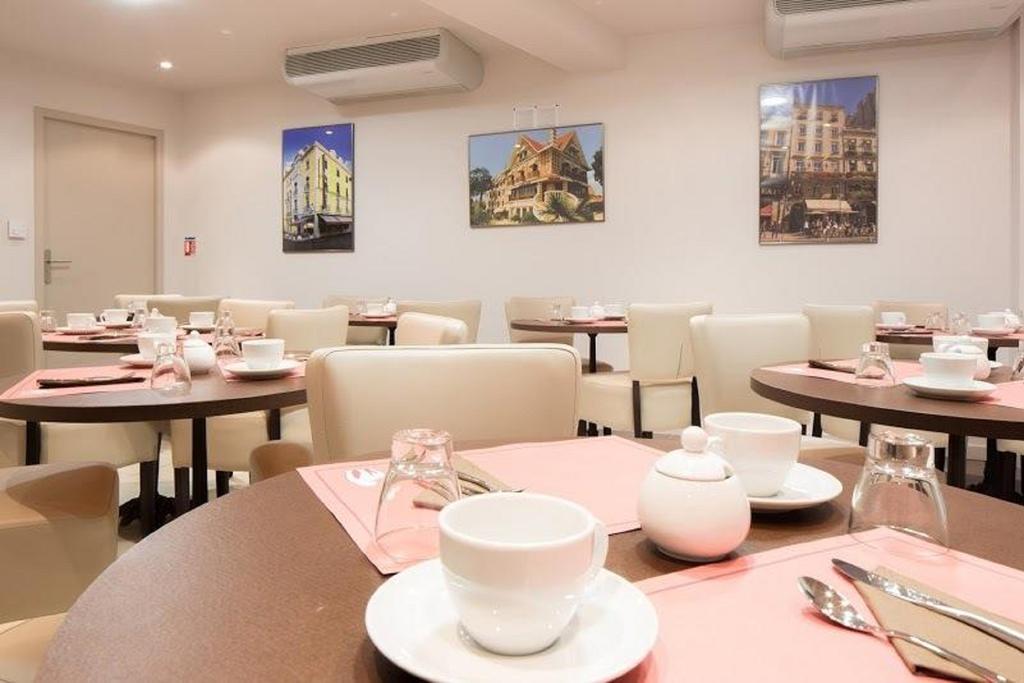 Ours Blanc - Wilson Hotel 4*