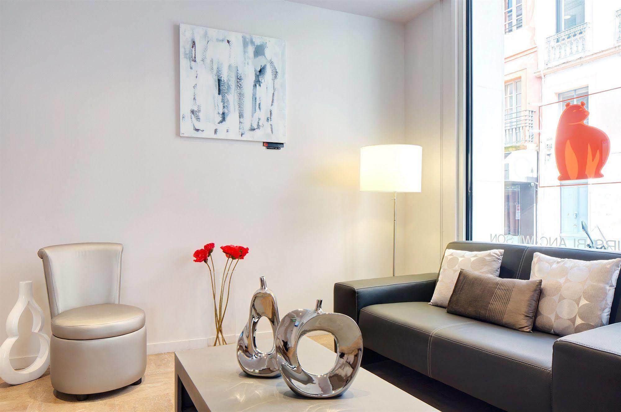 Ours Blanc - Wilson Hotel