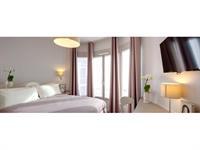 Ours Blanc - Wilson Hotel 4*
